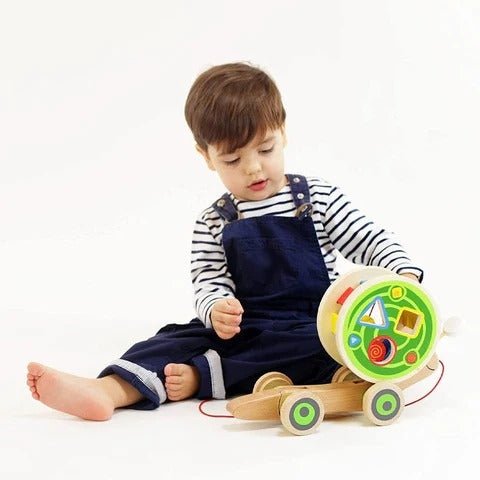 How to teach young kids walking - Mumzar