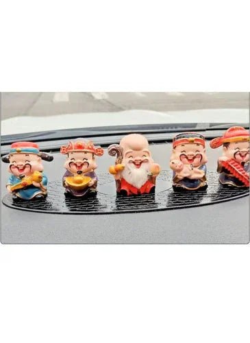 Oval Silicone Anti-Skid Mat for Car Dashboard - Mumzar