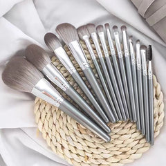 14pcs Silver Makeup Brushes Set Powder Grey Blush Concealer Foundation Eyeshadow Eyeliner Eye Cosmetics Face Beauty Tools 14pcs Silver Makeup Brushes Set Powder Grey Blush Concealer Foundation Eyeshadow Eyeliner Eye Cosmetics Face Beauty Tools