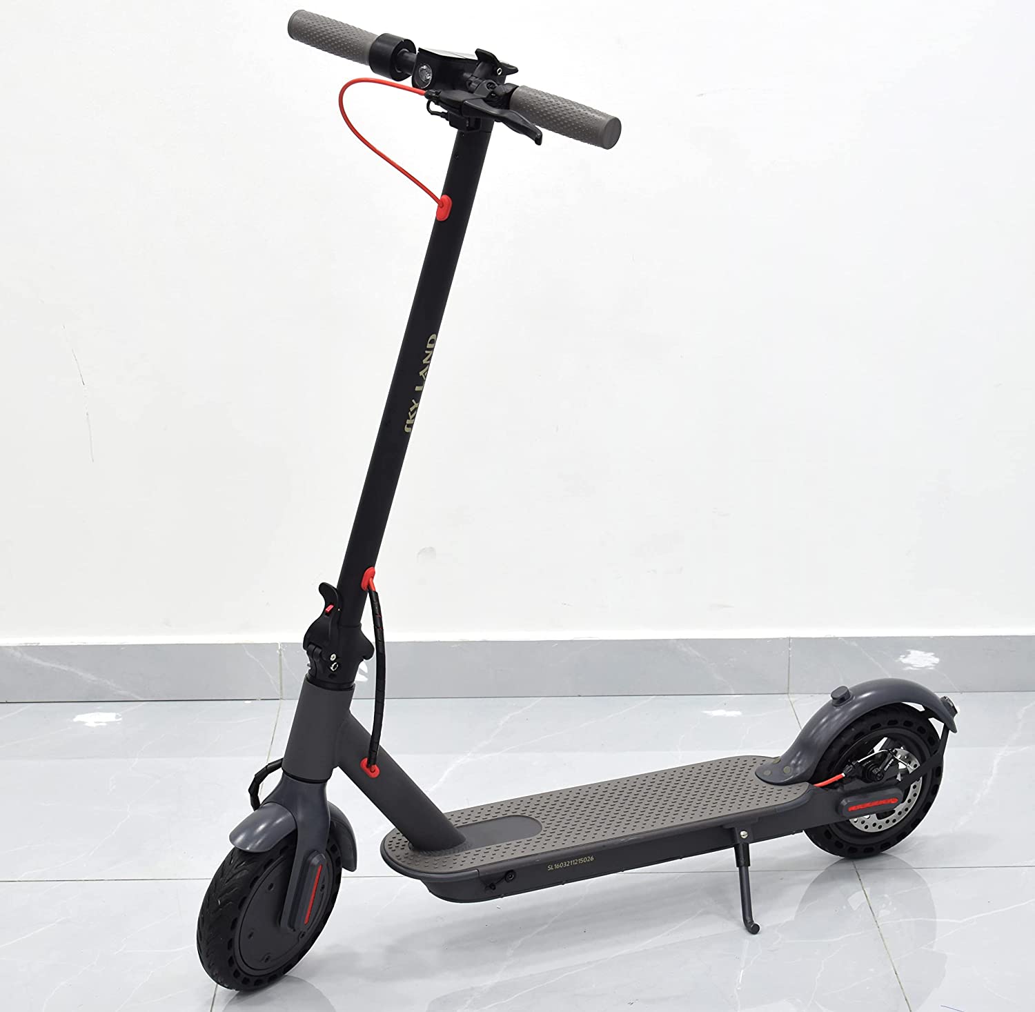 Huitich Crony m365 aluminium scooter electric black scooter with grey deck and red cable accents Huitich Crony m365 aluminium scooter electric black scooter with grey deck and red cable accents