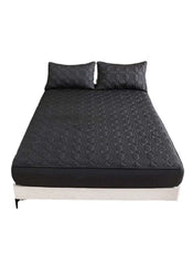Huitich Black Mattress Protector 200 x 220 cm Waterproof - Mumzar Huitich Black Mattress Protector 200 x 220 cm Waterproof - Mumzar