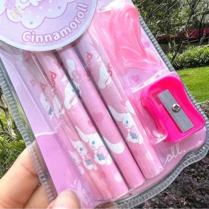 Huitich Sanrio Character Pencil Set with Sharpener - Mumzar Huitich Sanrio Character Pencil Set with Sharpener - Mumzar