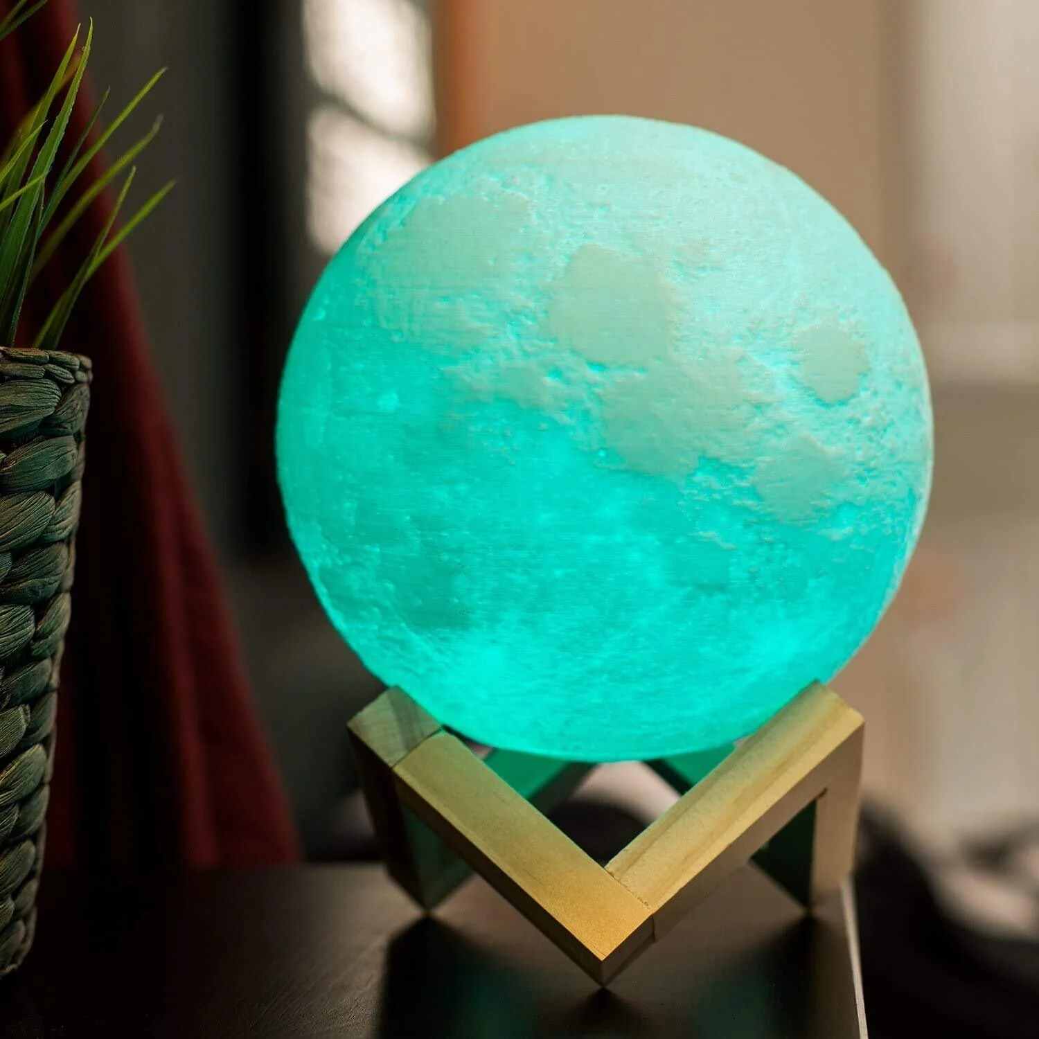 3D Moon Night Lamp: Rechargeable with 7 Color Options - Mumzar.com