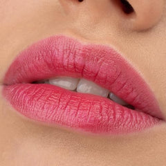 essence WHAT TINT lip & cheek tint 01 Kiss from a rose