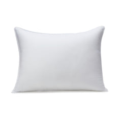 Almohadas de plumón alternativo de Amazon Basics, densidad media, para dormir boca arriba y de lado - Estándar, paquete de 2