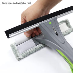Limpiacristales extensible con pulverizador Amazon Basics, extensión de aluminio, de 1,25 m a 1,75 m