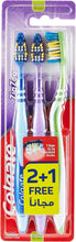 Assorted-color toothbrush set, medium bristles, two handles plus extra heads in plastic blister
