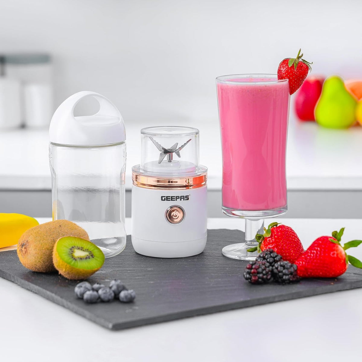 Geepas Rechargeable Portable Blender- GSB44058/ 420 ml Capacity, Juicing Machine for Orange, Lemon, Grapefruit, Shakes, Smoothies, etc./Tritan Bottle and Motor Base, 2 Years Warranty