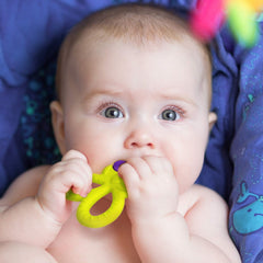 SHARE&CARE BPA Free Silicone Fruit Baby Teether Toy with Storage Case, for 3 Months Above Infant Sore Gums Pain Relief (5 Fruits)