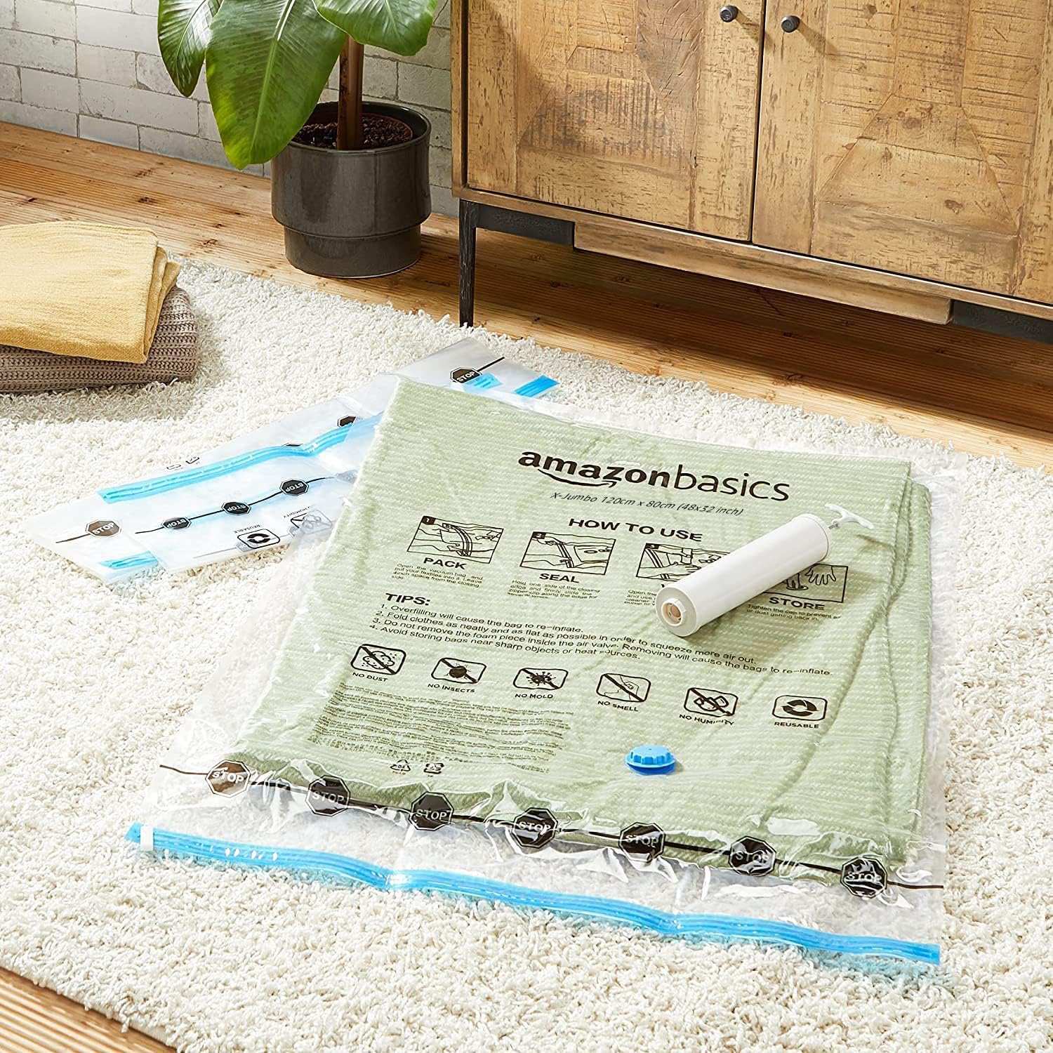 Vacuum Compression Zipper Storage Bags with Airtight Valve and Hand Pump, 3x (Jumbo, Large, Medium, Small), 12-Pack, Multiple, Clear