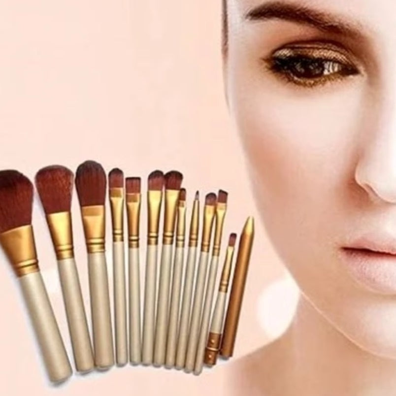 Deluxe Golden Rose Makeup Brush Set – Perfect for Flawless Glamour