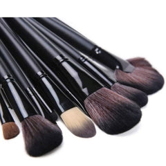 Deluxe Makeup Brush Set for Flawless Glamour Black
