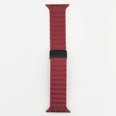 حزام سيليكون لساعة Apple Watch 49 مم 45 44 40 41 38 42 مم سوار مغناطيسي iWatch Ultra series 7 6 3 se 8 9 Ultra 2