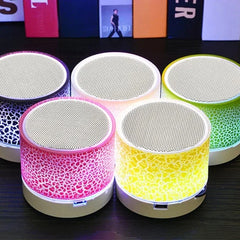 مكبر صوت بلوتوث صغير لاسلكي مكبر صوت Crack LED بطاقة TF USB مضخم صوت محمول MP3 صوت مكبر صوت لاسلكي للهواتف الذكية