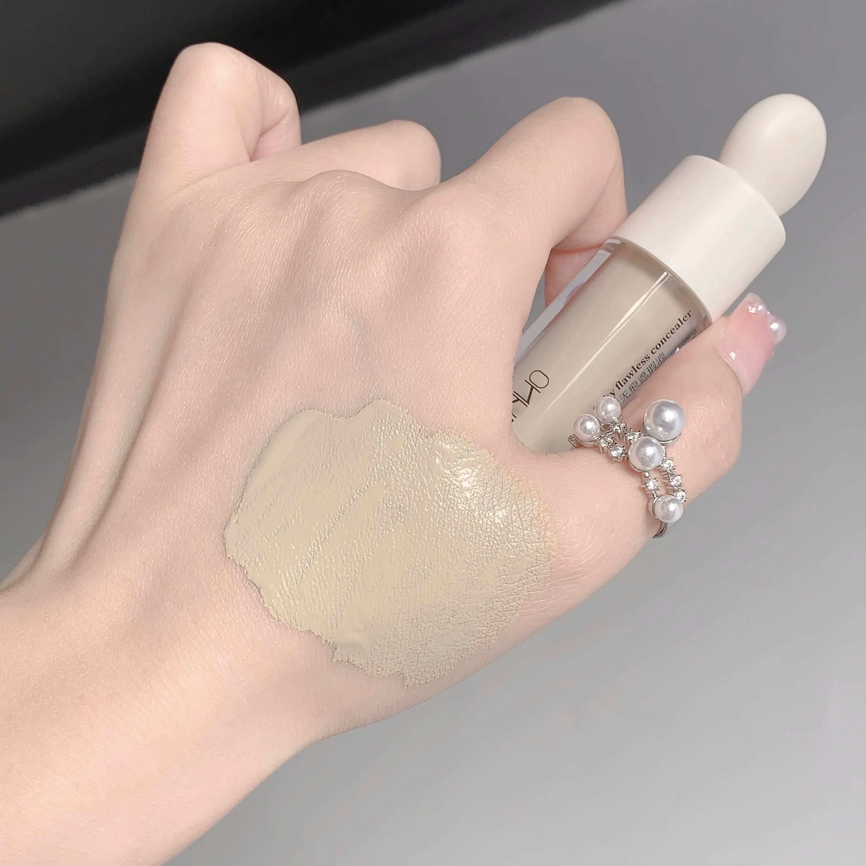 3 Colors Silky Concealer Concealer Cover Acne Marks Spots Dark Eye Circles Face Brightening Skin Whitening Concealer