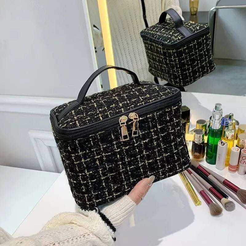 Fashion Cosmetic Bag Large Capacity Portable Handbag Woven Cosmetics Makeup Brush Storage Household Travel Wash Bag