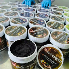 Thai Luminous Body Scrub 700g Exfoliating & Hydrating Non-Greasy Deep Clean