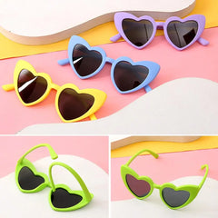 Kids Heart Sunglasses Cartoon Eyewear Vintage Heart-Shaped for Boys Girls 3-9 Years Toddler Sunglasses Outdoor Children Glasses