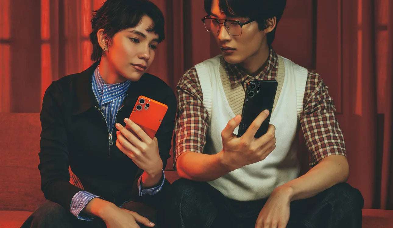 CMF Phone 2 Pro  Global Version 6.77 AMOLED 120Hz MediaTek Dimensity 7300 Pro 5G  5000 mAh   Main Camera 50MP  33W