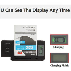 شاحن بطارية محمول بشاشة LCD عالمية مع منفذ USB لشواحن الهواتف المحمولة 32-55 مم لشحن البطارية، قابس الولايات المتحدة والمملكة المتحدة والاتحاد الأوروبي