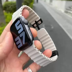 حزام سيليكون لساعة Apple Watch 49 مم 45 44 40 41 38 42 مم سوار مغناطيسي iWatch Ultra series 7 6 3 se 8 9 Ultra 2