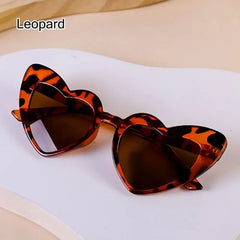 Kids Heart Sunglasses Cartoon Eyewear Vintage Heart-Shaped for Boys Girls 3-9 Years Toddler Sunglasses Outdoor Children Glasses