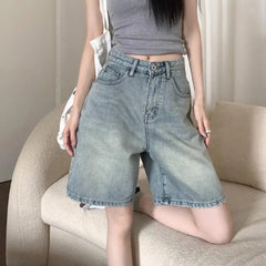 Denim Pants with Side Pockets Vintage High Waist Denim Shorts for Women Wide Leg Streetwear Jeans with Button Closure Zipper