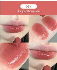 أحمر شفاه حريري لامع من Gege Bear Pump Lips Moisture Water Bomb مريح للغاية لامع غير لاصق في كوب مرطب للشفاه