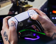 غطاء جديد من قطعتين من Freek Galaxy Performance Thumb Grip Caps من السيليكون لعصا التحكم التناظرية PS5 Dualsenese PS4Controller غطاء سيليكون