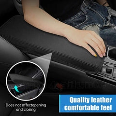 For Toyota Camry 2024 2025 Central Armrest Box Protection PU Leather Pad Cover Interior Decoration toyota Accessories（ LHD）