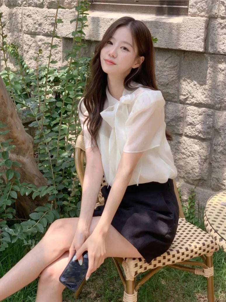 Faionable  Knot ort Sve See-tough Chiffon Top with Tie Ne Design Sweet Loose Fit Polyester Summer irt