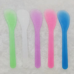 50PCS Facial Mask Sticks Cosmetic Spatula Scoops DIY Face Mask Spoon Beauty Makeup Sticks Mud Mixing Tools Skin Care Beauty Tool