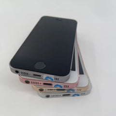 هاتف Apple iPhone SE الأصلي غير مقفول بذاكرة وصول عشوائي 2 جيجابايت وذاكرة قراءة فقط 16 جيجابايت/32 جيجابايت/64 جيجابايت ومعالج A9 ونظام تشغيل iOS 9 ثنائي النواة وشبكة 4G LTE وشاشة 4.0 بوصة وبصمة الإصبع