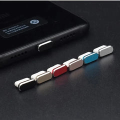 Metal Type C Dust Plugs Cellphone Anti-dust Protectors for Apple IPhone 15 Pro Max/15 Plus/15 Pro Samsung Dustplug
