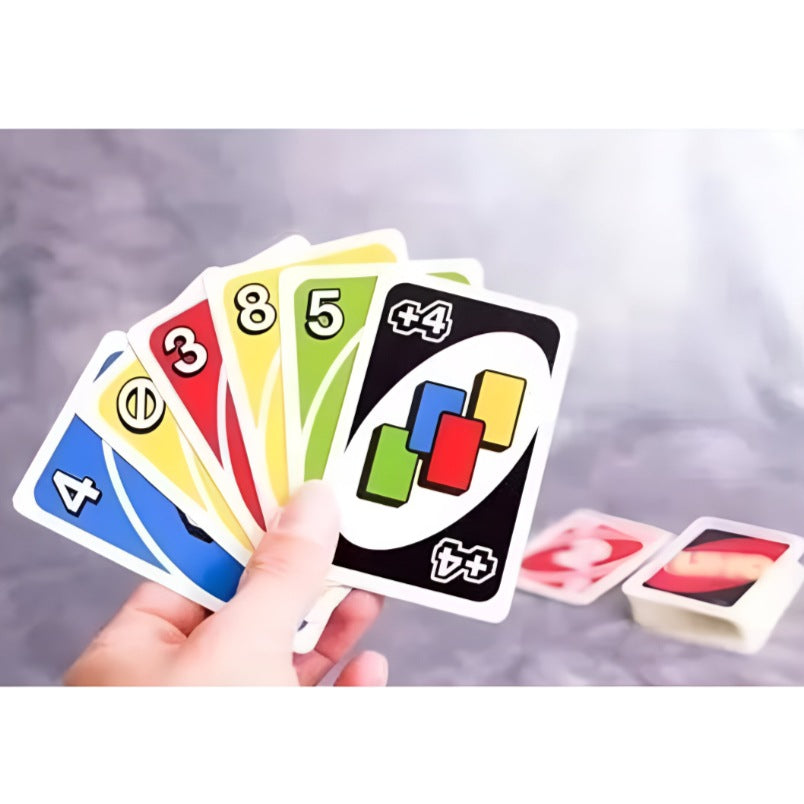 UNO Classic Card Game - Family Fun for Ages 7 and Up