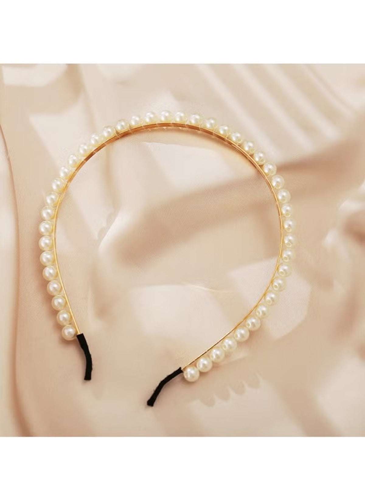 Elegant Headband for Girls – Classic Hair Accessory