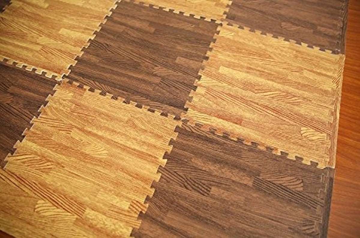 Practical Wood Grain Foam Floor Mat – Interlocking Soft Tiles for Playroom & Home Décor (32×32 CM)