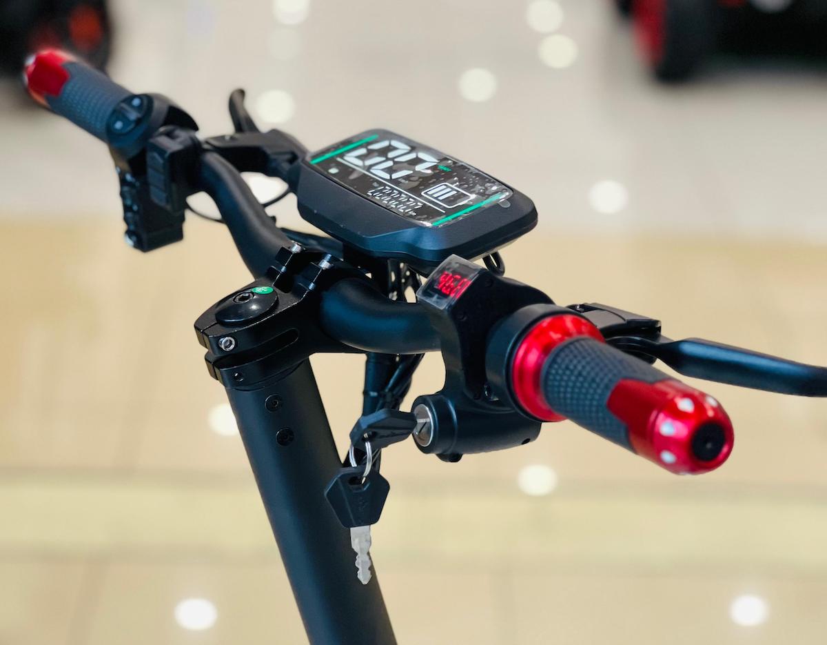 Rohan Wings Electric Scooter 2000W UAE with modern display and sleek handlebars for easy navigation