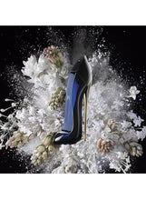 Carolina Herrera Good Girl eau de parfum stiletto bottle with floral decoration