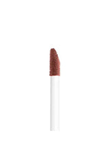 Doe-foot applicator loaded with Praline brown-nude gloss on white stem