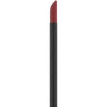 Catrice endless matte liquid lipstick applicator with plum-brown matte