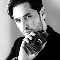 Armaf Club de Nuit Bling Eau De Parfum – 75 ml (Woody Aromatic, Black Bottle, Unisex)