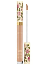 GUCCI multi-use hydrating concealer tube with floral applicator wand