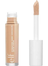 Hydrating camo concealer bottle with beige formula and white doe-foot applicator