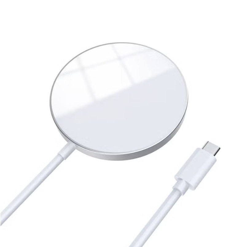 Huitich 15W magnetic wireless charger for iPhone with white circular charging pad and USB-C cable