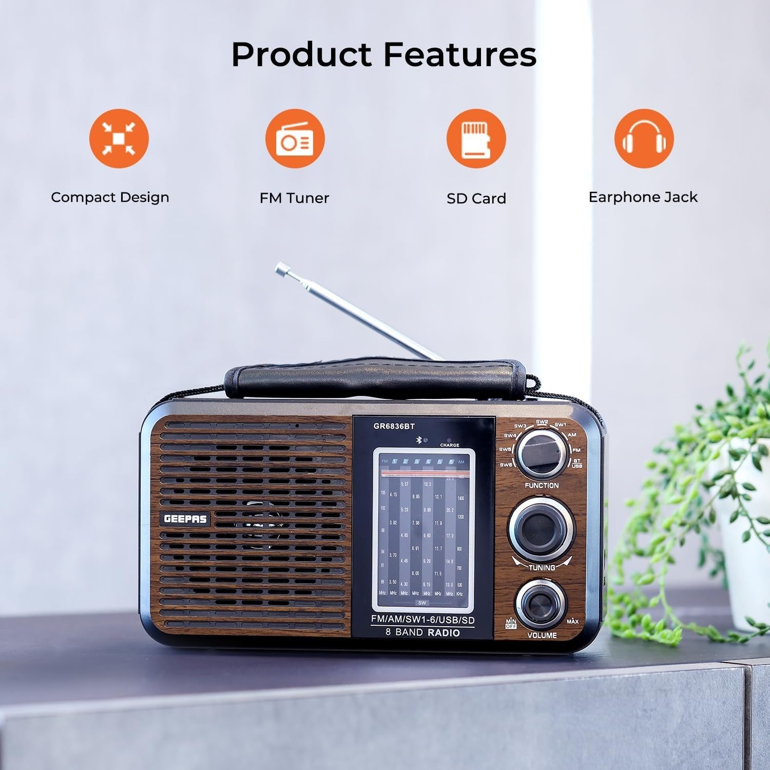Geepas 8 band portable radio with AM/FM tuning display and two large control knobs