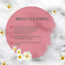 Cat shampoo mild cleansing benefits graphic with chamomile and lavender flowers