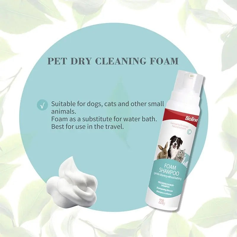 Bioline foam shampoo for pets in a bottle, ideal for travel and dry cleaning dogs and cats
