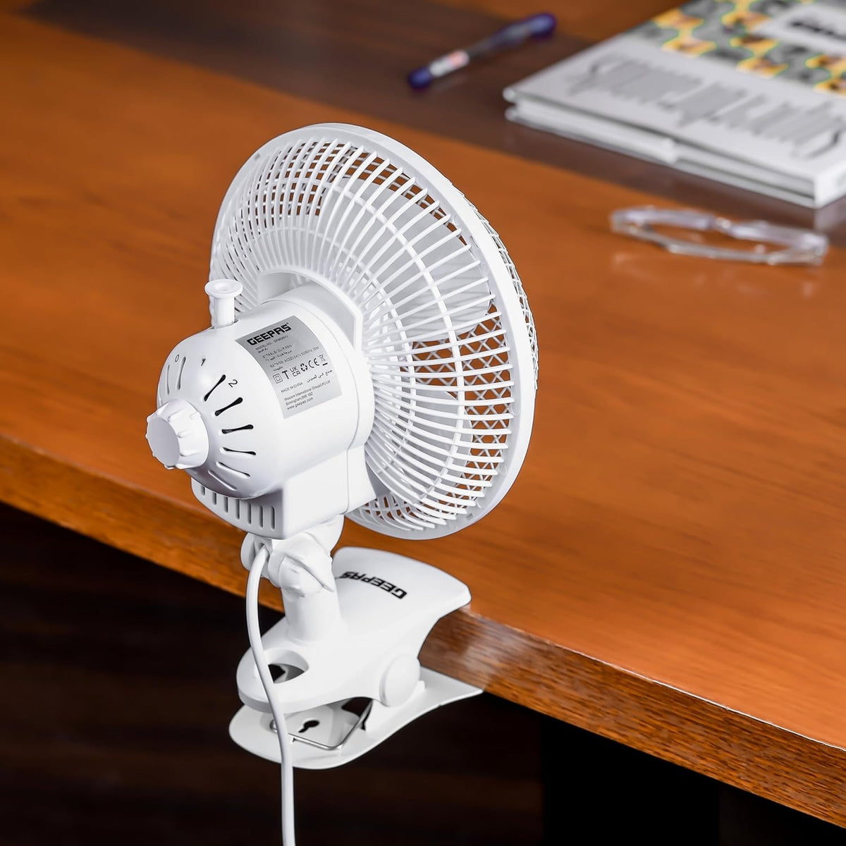 Geepas-2-in-1 Desk Fan, Clip Fan with Oscillation, GF9626N | Safety Grill | Plastic Clip Fan with 3 Blades | 30W Powerful Motor | Ideal for Home, Office, Etc