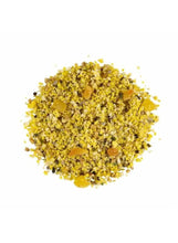 CeDe moist egg food with herbs & apple, loose granules